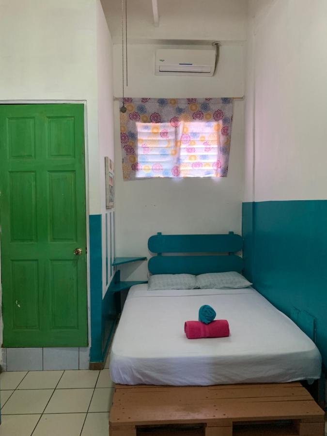 Cabinas Sunset Jaco Bagian luar foto